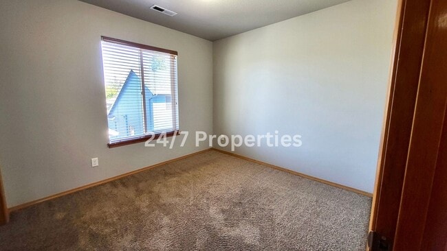 Building Photo - *FIRST MONTH FREE* Charming 4 BD | 2.5 BA ...