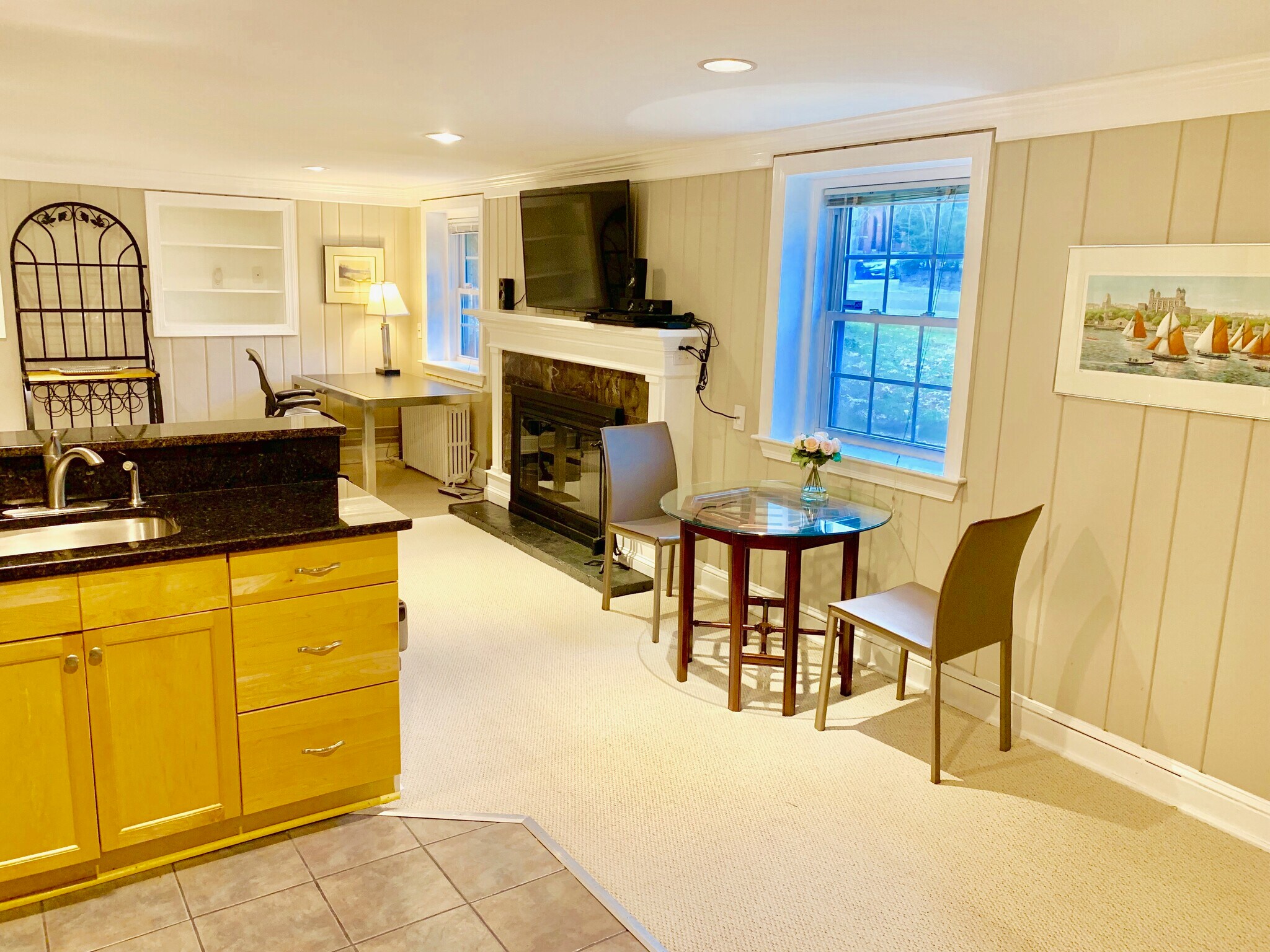 Building Photo - 3828 Cathedral Ave NW