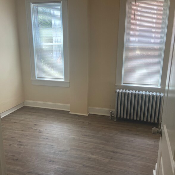 Building Photo - 509 Richwood Ave