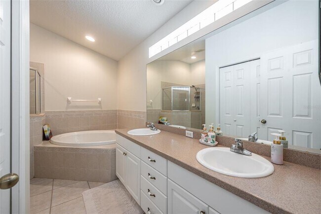 Building Photo - 6650 Thackston Dr