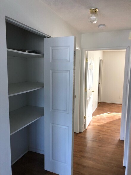 Hall Pantry - 219 Railroad St