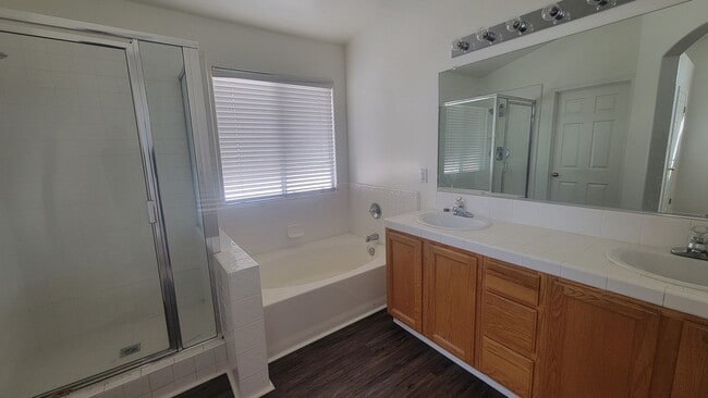 Building Photo - 8617 Beaver Dr