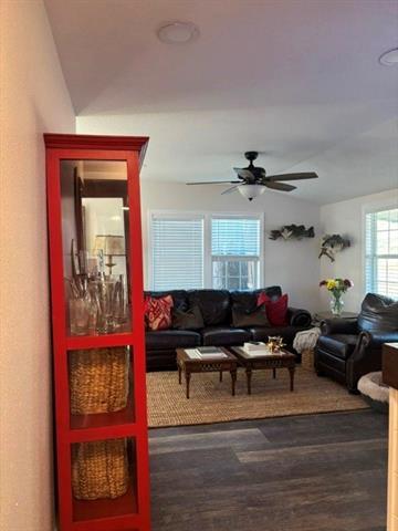 Building Photo - 2611 Peninsula Dr