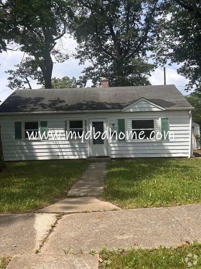 Building Photo - 5022 Bowser Ave