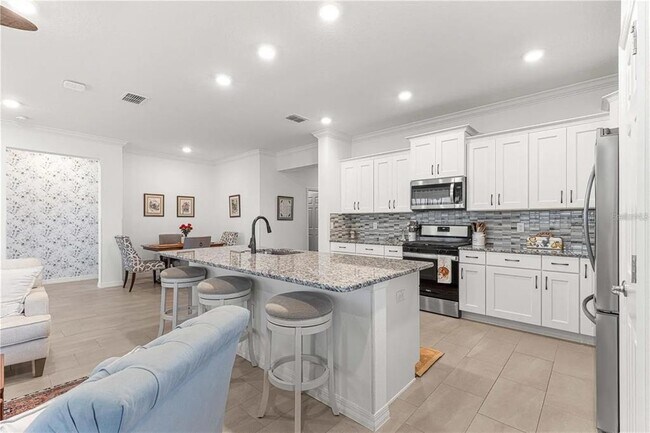 Building Photo - 8907 SW 75th Lp
