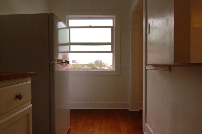 Building Photo - 6358 Yucca St