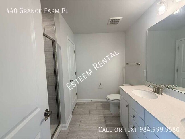 Building Photo - 440 Grange Farm Pl