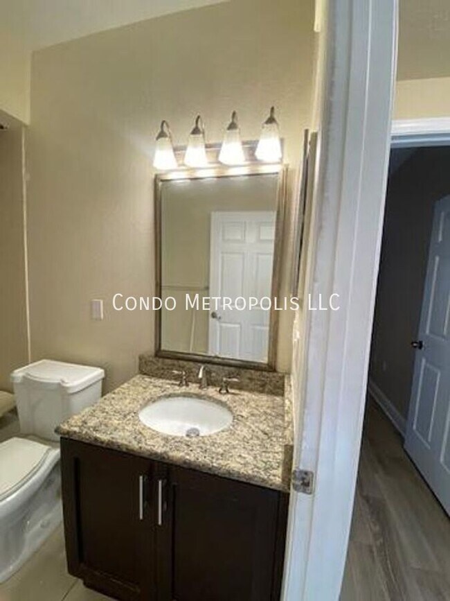 Building Photo - 2532 Robert Trent Jones Dr