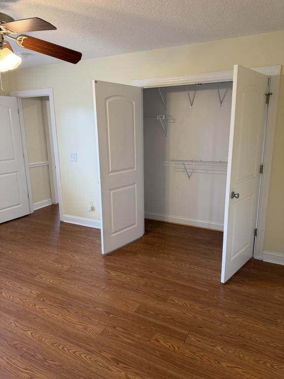 Building Photo - 2556A Saddleback Dr
