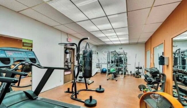 Building Photo - 3031 N Civic Center Plaza