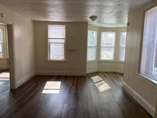 Building Photo - 1 Bed/1Bath West End- York City SD