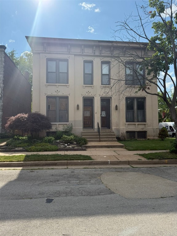 Primary Photo - 1903 Virginia Ave