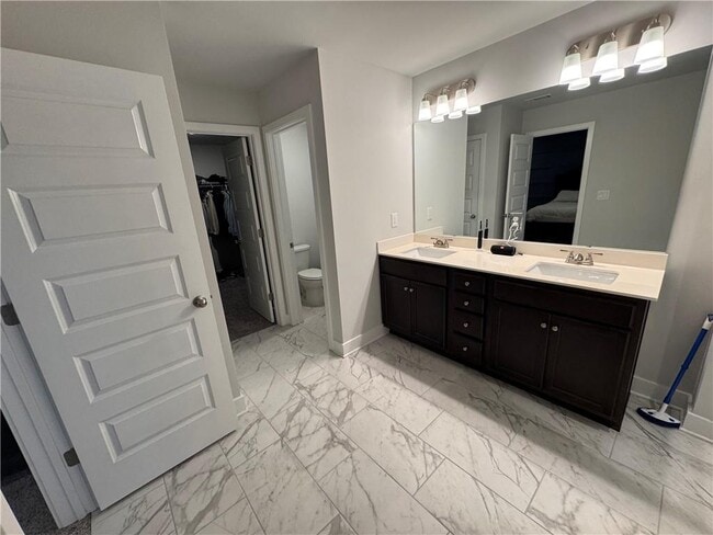 Building Photo - 220 Depot Lndg Rd