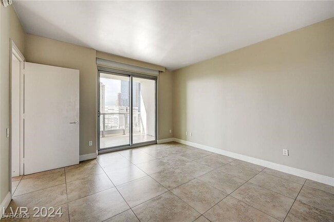 Building Photo - 222 Karen Ave