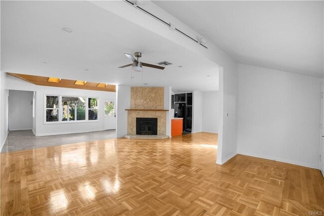 Building Photo - Tucked away behind gorgeous grand gates is this beautifully updated 3 bedroom 2 bath home