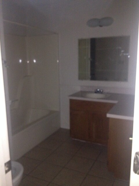 Building Photo - Laura Lane 3024