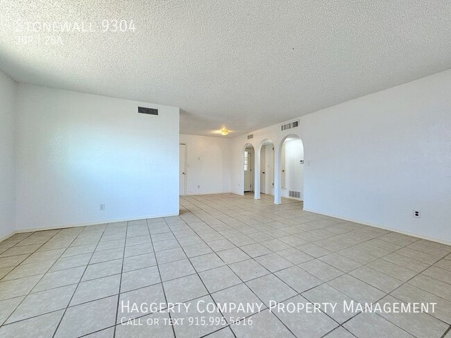 Building Photo - Stonewall 9304-