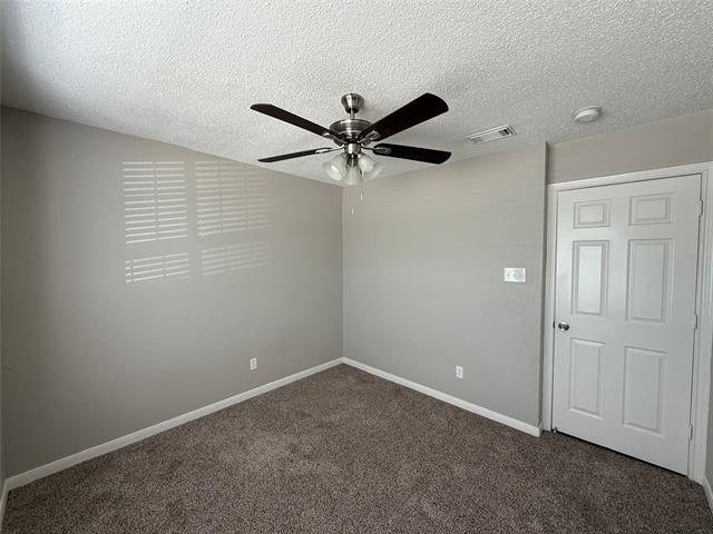 Building Photo - 10259 Sand Springs Ave