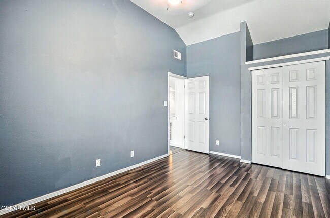 Building Photo - 5052 Silver Cholla Dr