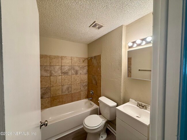 Building Photo - 2173 W 14th St