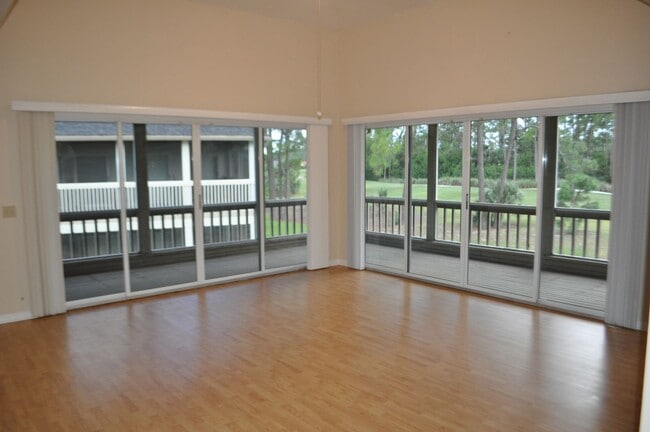 Building Photo - 2 Bedroom 2 Bath in Plantation Bay in Ormond Beach