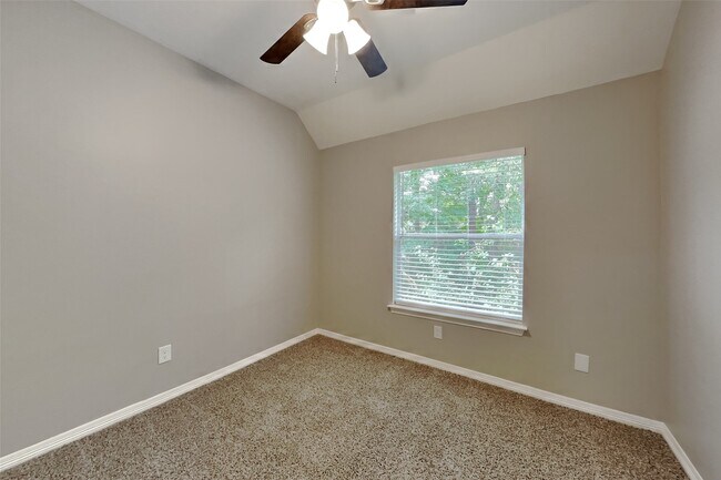 Building Photo - 20802 Meadow Belle Ct