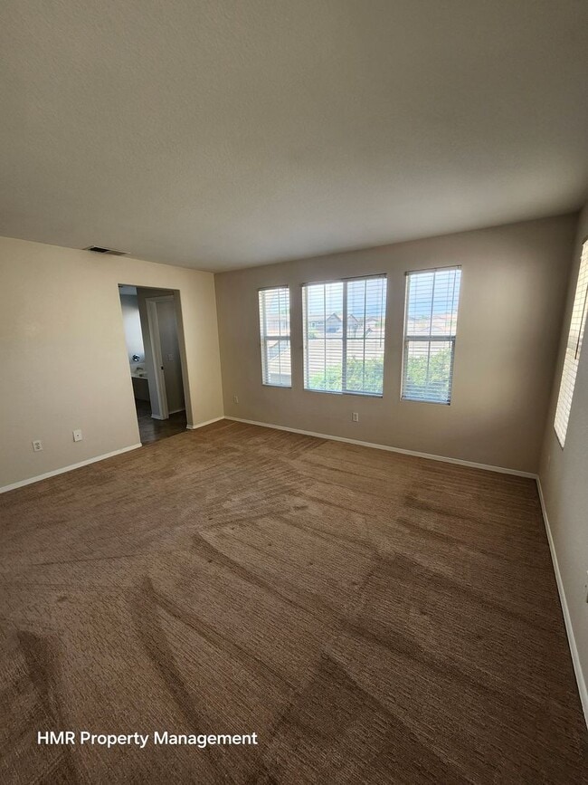Building Photo - Gorgeous single family home in Chino