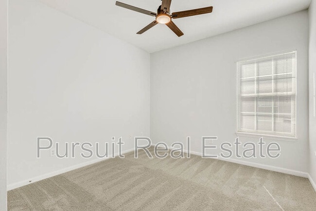 Building Photo - 12301 Kernan Forest Blvd