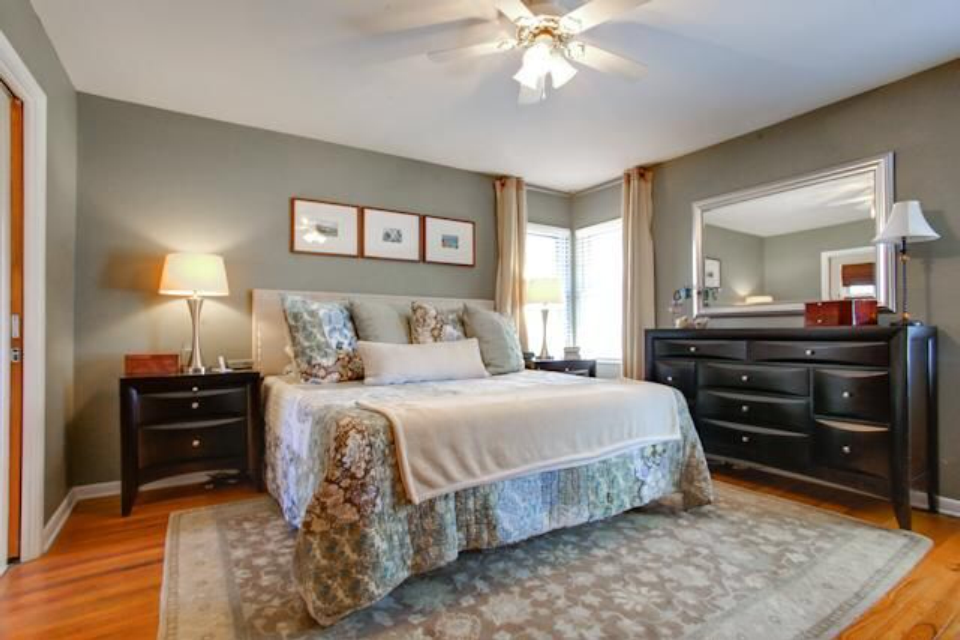 Master Bedroom - 3300 Medina Avenue