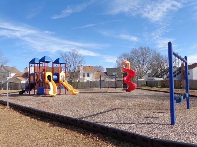 Building Photo - Cambridge Courts Condominiums