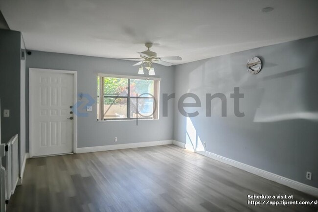 Building Photo - 9761 Riverside Dr