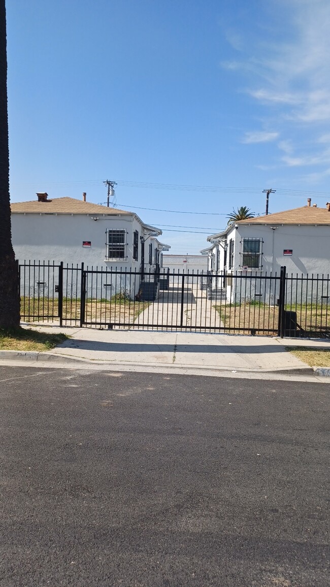 Street View - 1315 W 102nd St