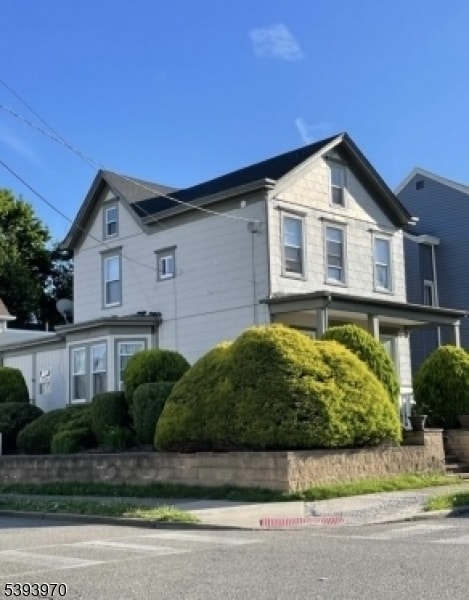 Building Photo - 22 Norwood St