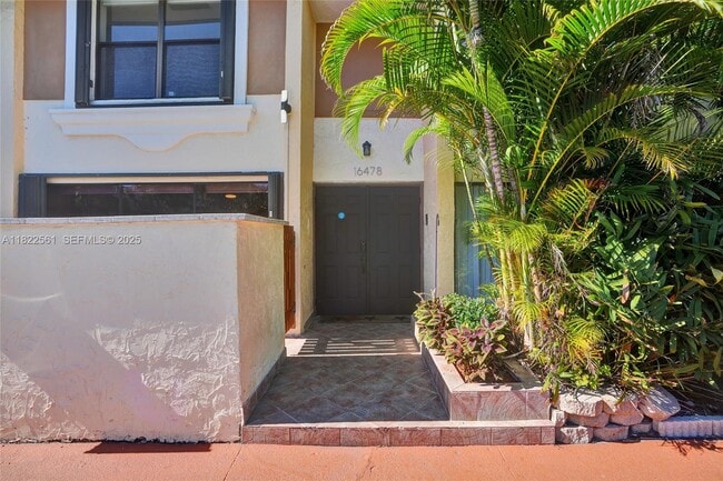 Building Photo - 16478 NE 27th Pl