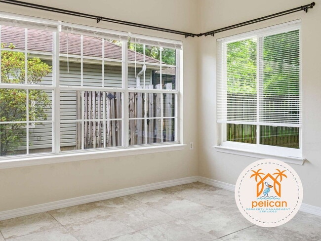 Building Photo - "Charming 3-Bed, 3-Bath Gem on Sweetbriar Street - Spacious 1320 Sq Ft in Cantonment, FL!"