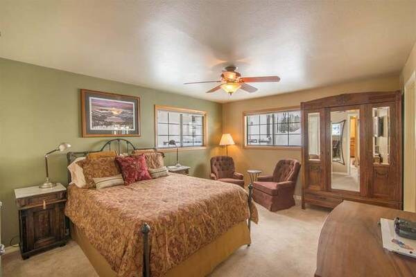 Building Photo - 13765 Mogul Way