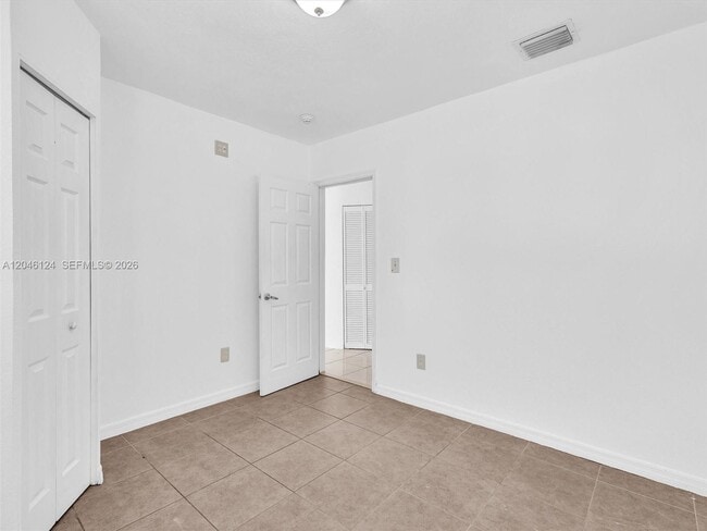 Building Photo - 5801 NW 113th Terrace