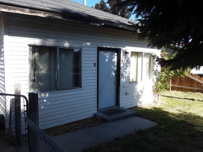 Building Photo - 450 Stevens Ave