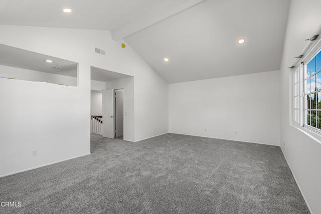 Building Photo - 327 Bethany St