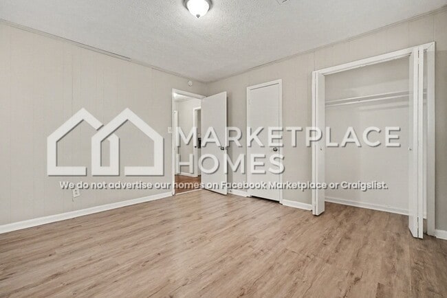 Building Photo - 5713 Alabama St SW