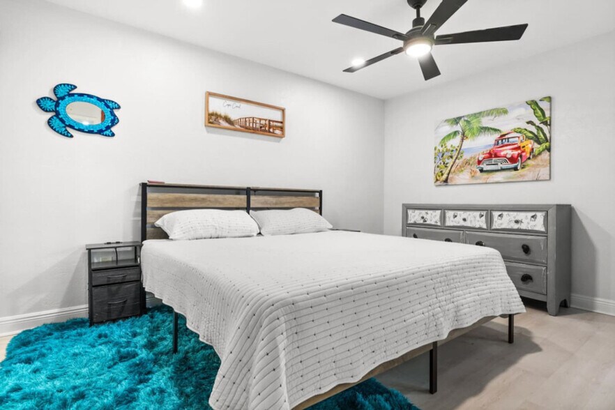 Building Photo - 1019 SE 40th St