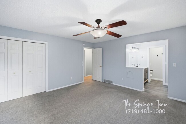 Building Photo - 3625 E Wade Ln