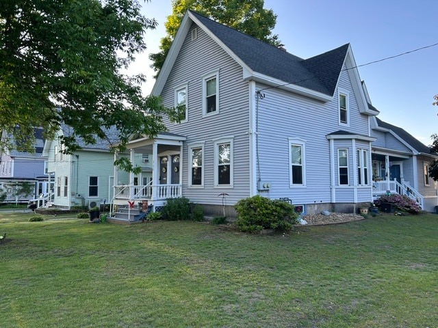 Building Photo - 220 Young St