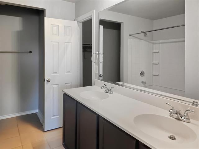 Building Photo - 2820 Stonewall Ln