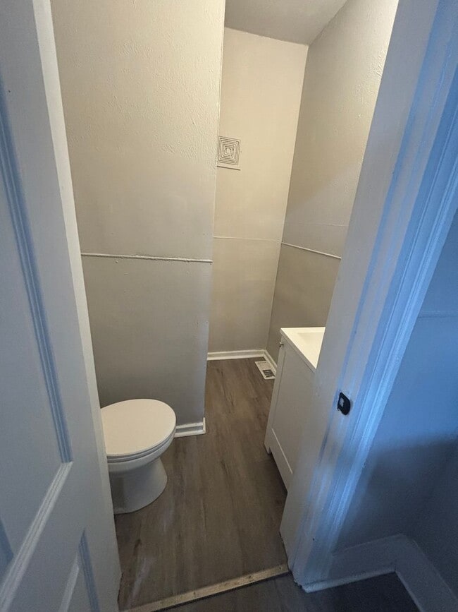 Building Photo - Beautiful 4BD 2Bath Home