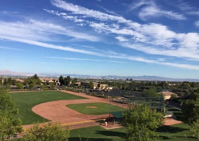 Building Photo - 9004 Litchfield Ave