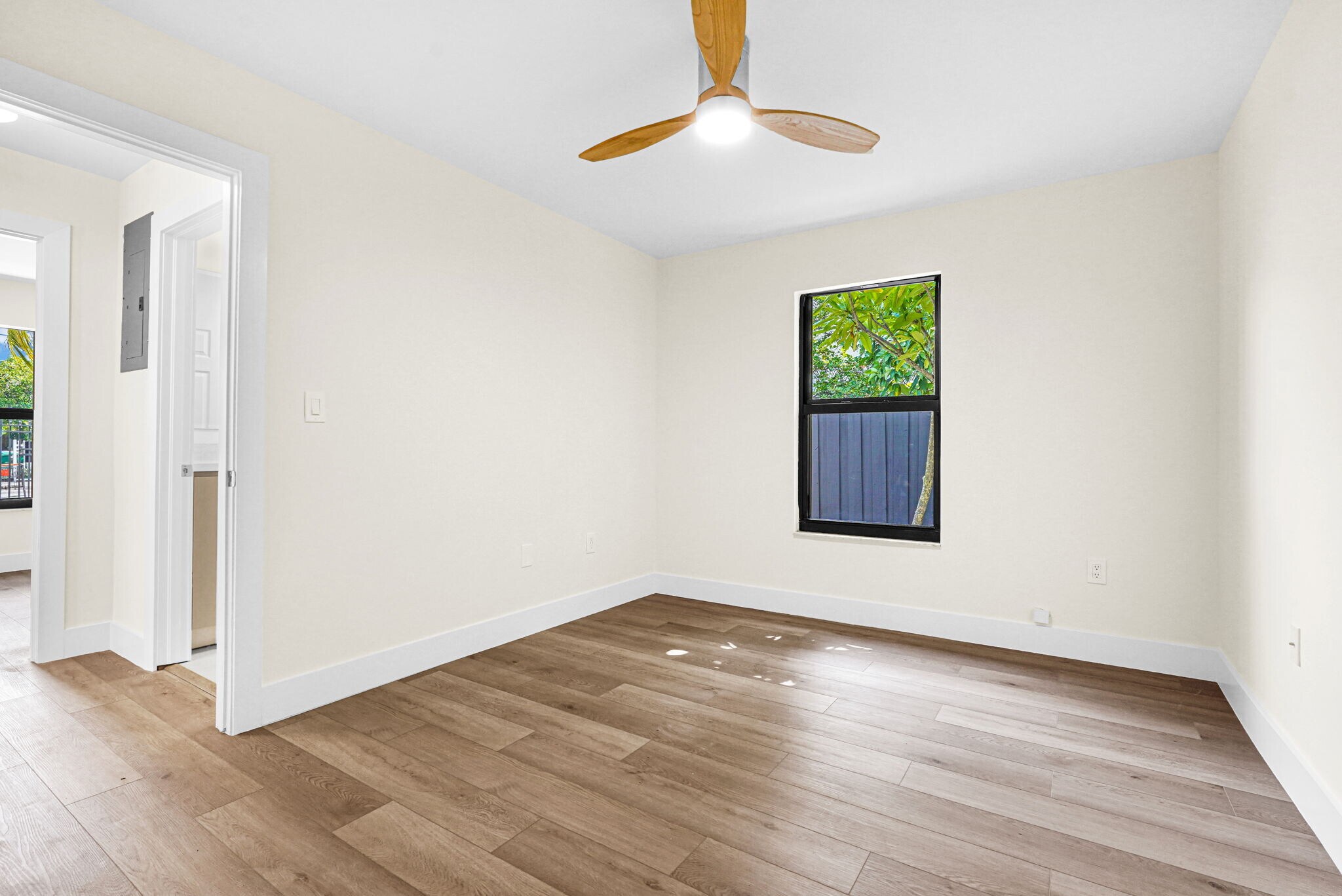 Building Photo - 136 NW 53rd St