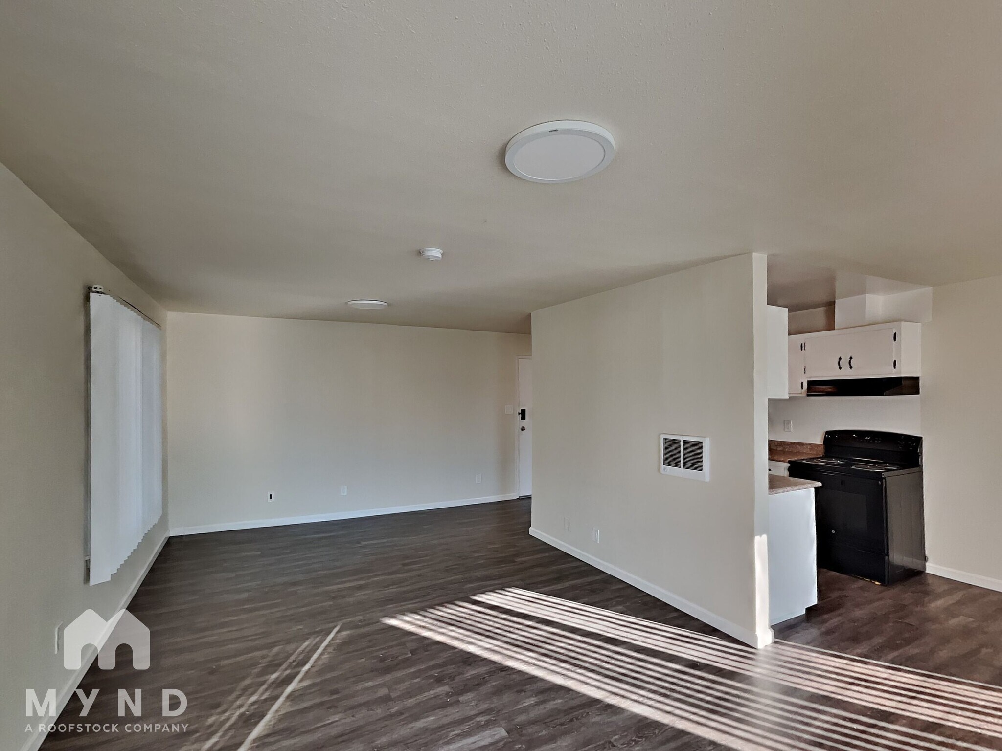 Building Photo - 240 Athol Ave