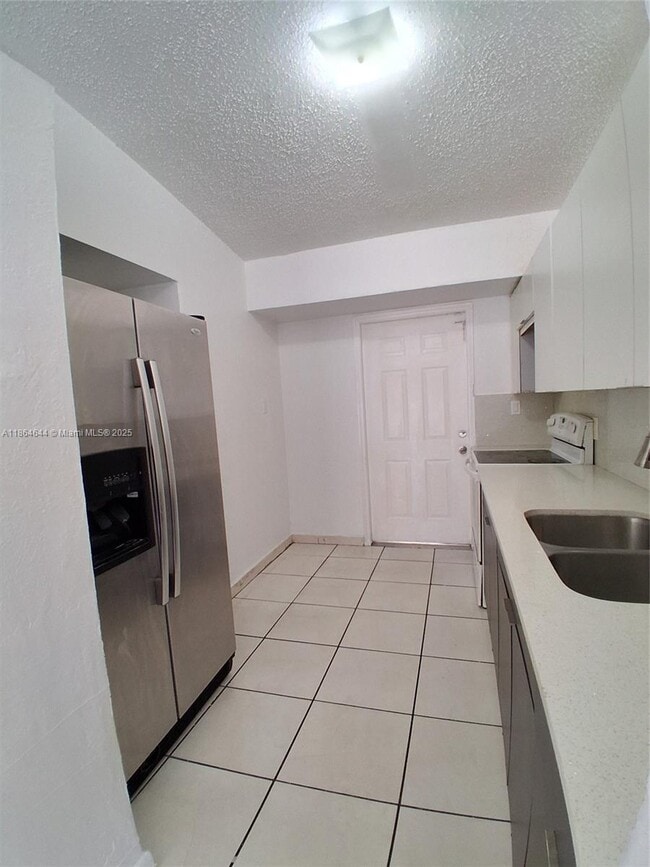 Building Photo - 20769 NW 41st Ave