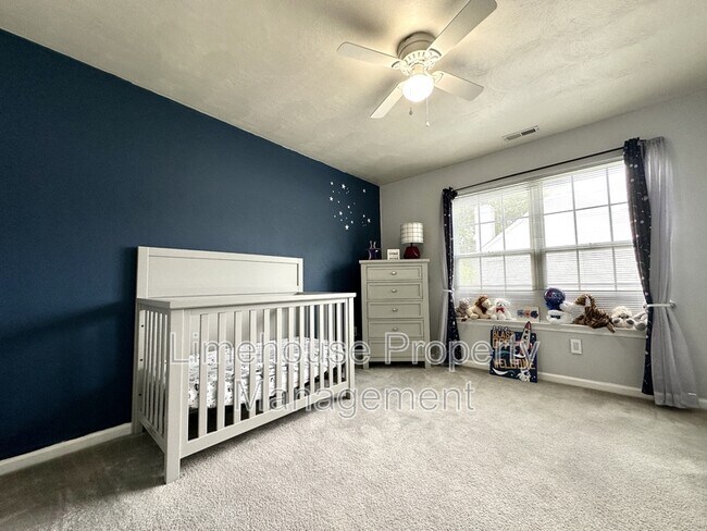 Building Photo - 1116 Fern Ln